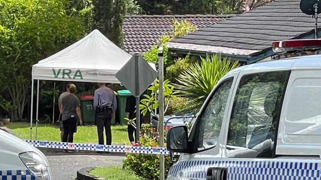 Detectives at the crime scene on Karalta Rd, Erina, where Shahn Baker, 42, was allegedly murdered.