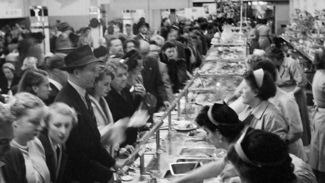 Myer's cafeteria packed in the crowds in 1952. Argus file photo.