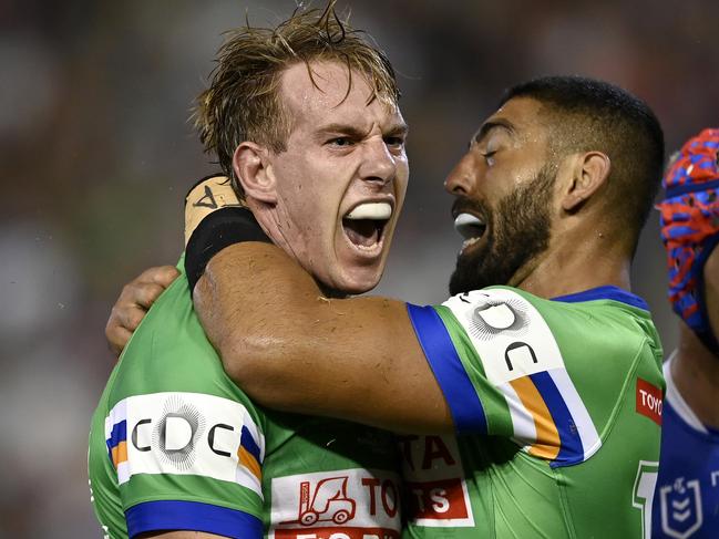 NRL 2024 RD01 Newcastle Knights v Canberra Raiders - Zac Hosking, try, celeb NRL PHOTOS