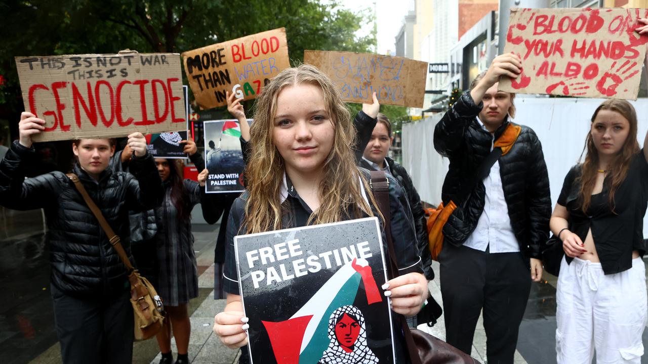 Josie Ats (centre), 16, Adelaide Botanic High is an organiser for Adelaide Students for Palestine. Picture: Kelly Barnes