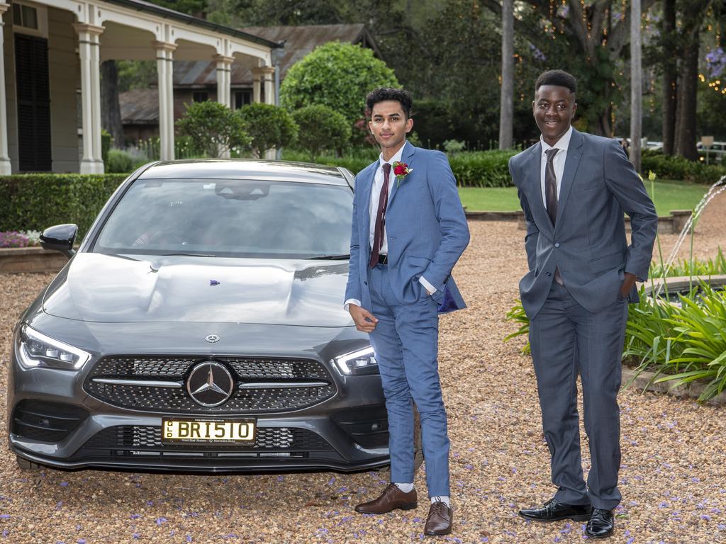 Joel Biju and Kakenge Kafwimbi. Highlands Christian College formal at Gabbinbar Homestead. Wednesday. 18th Nov 2020 Picture: Nev Madsen