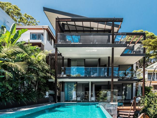 Top 10 Airbnb Luxe properties in SydneyWaterside in Luxe