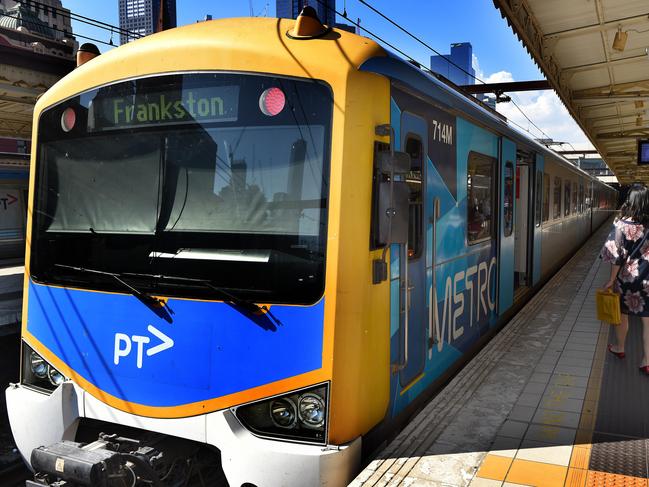 Passengers forced on to buses during train line shutdowns will get special traffic light priority to speed up journeys that will be delayed up to an hour. Train chaos looming in April with shutdowns for major projects across 9 lines. Picture: Tony Gough