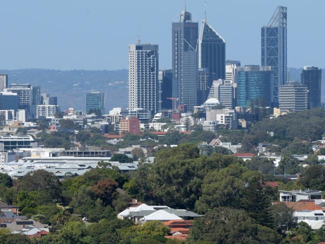 PERTH , AUSTRALIA - NewsWire Photos  APRIL 2 2024 Generic property / housing pictures around Perth.  This from Bold Park. Picture: NCA NewsWire / Sharon Smith