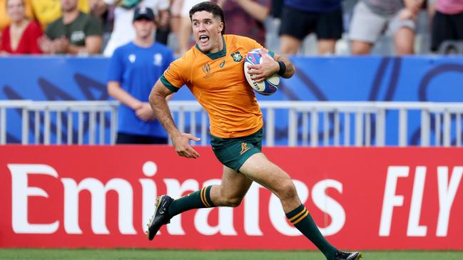 Ben Donaldson of Australia breaks forward to score his side's third try during the Rugby World Cup France 2023 match between Australia and Georgia. Picture: Getty Images