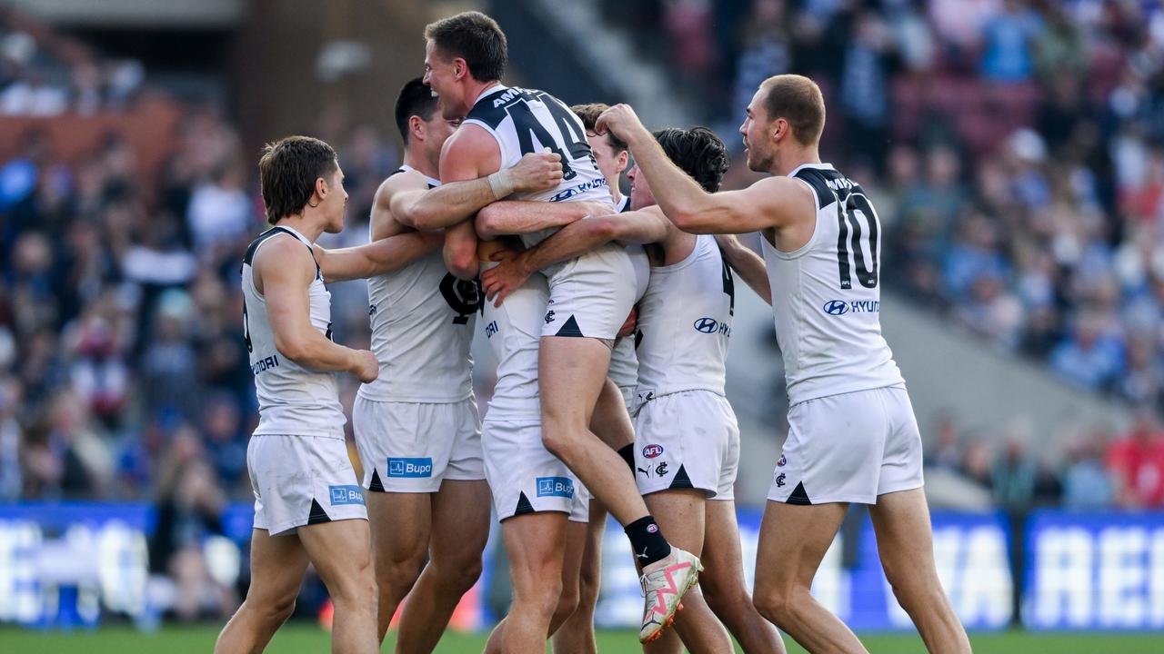 Cottrell and the Blues celebrate. (Photo by Mark Brake/Getty Images)