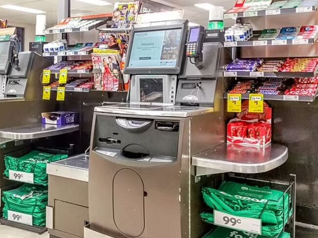 Woolies is removing kids’ confectionary from checkouts. Picture: Supplied/Woolworths