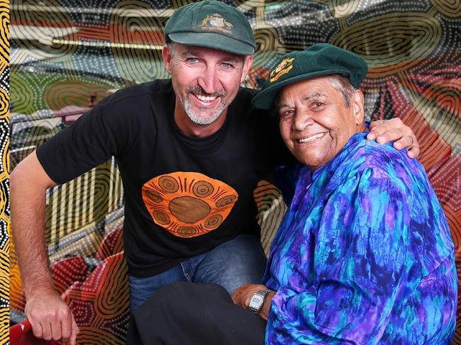 Jason Gillespie and Aunty Faith Thomas.