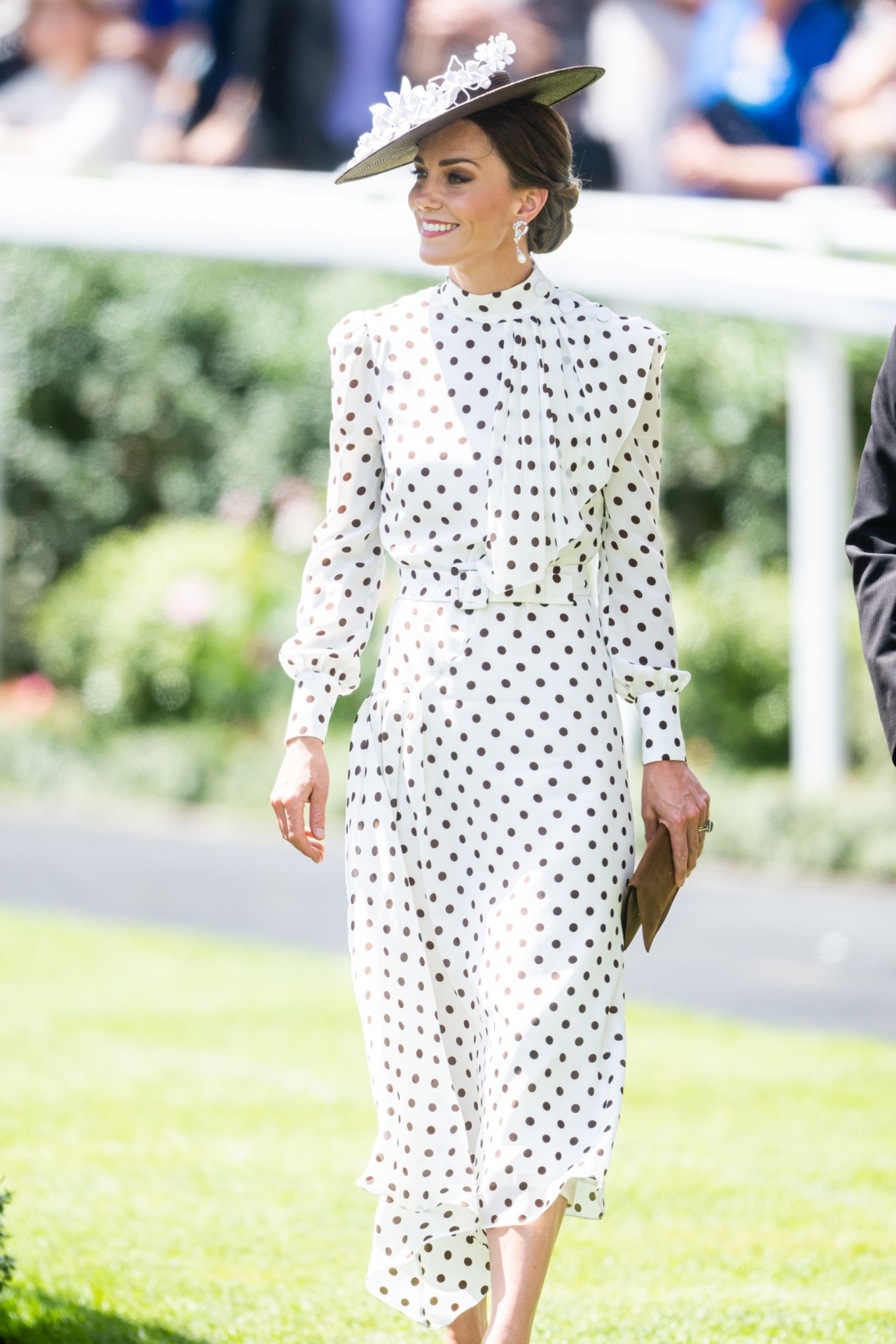 <p>Kate wears Alessandra Rich on June 17, 2022.</p>