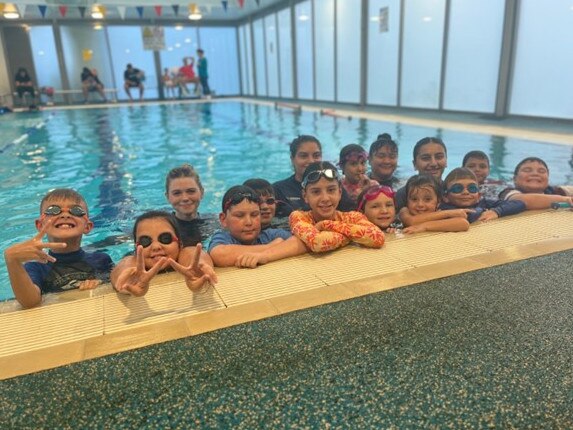 The First Nation children at the Michael Wenden Aquatic Centre. Picture: Supplied.