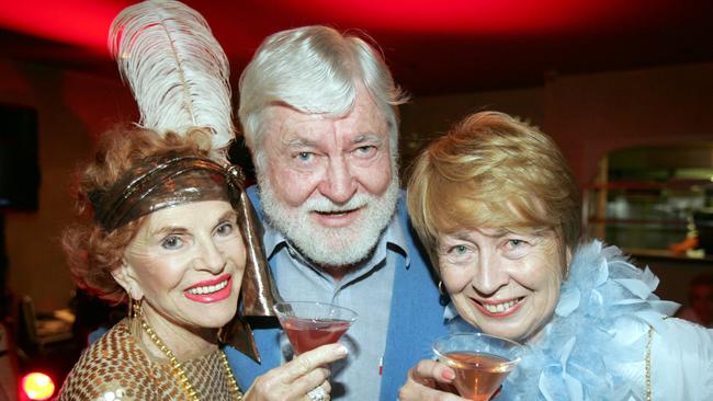 AUGUST 18, 2004: Gold Coast Magazine 10th birthday at Martini's restaurant, Broadbeach. Roma Blair with Brian and Patricia Mossop (right). Picture: Glenn Hampson