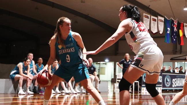 Lauren Jansen of the North Gold Coast Seahawks. Picture: Jason O'Brien