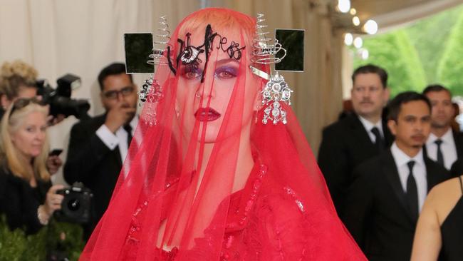 Katy Perry was dressed as some kind of bride from Hell in 2017. Picture: Neilson Barnard/Getty Images/AFP