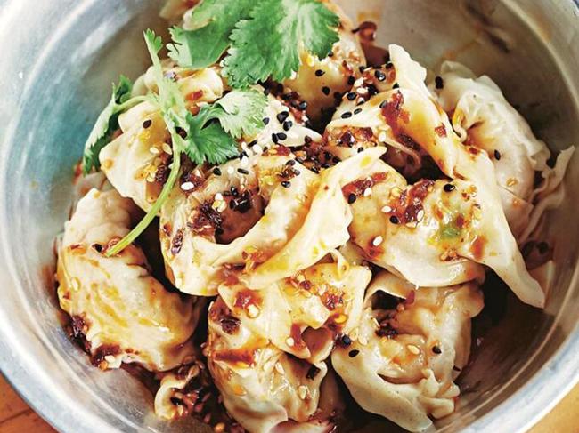 Wontons and chilli oil - a great mix.