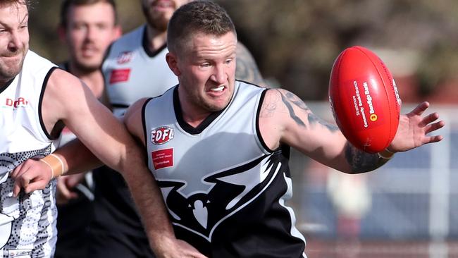 Harley Short in action for Roxburgh Park.
