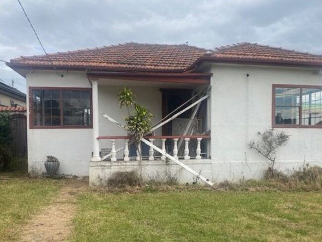 The family home was listed for $0 per week - but with a major catch.