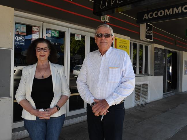 Robert McLennan with sister Beth Hetherington outside the front of the Tatts Hotel in Lismore.