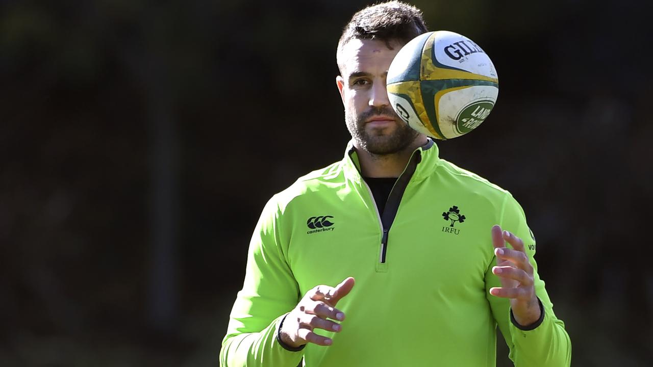 Ireland star Conor Murray tosses the ball up during training.