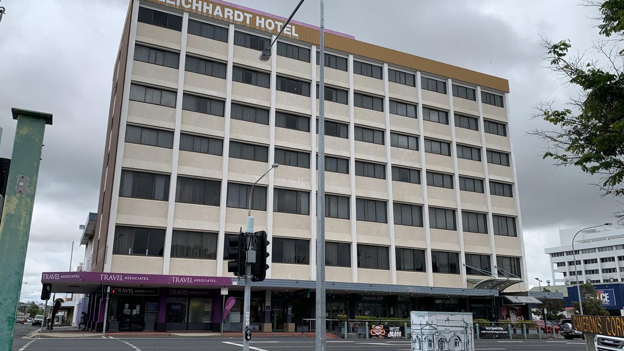 Leichhardt Hotel on Bolsover Street, Rockhampton, with the First Choice Liquor carpark to the right.