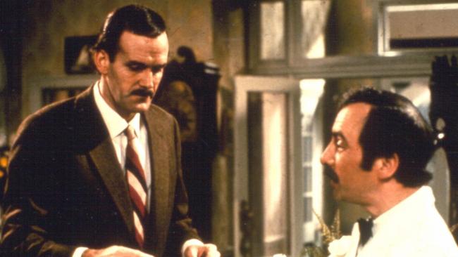 Basil Fawlty (John Cleese) and Manuel (Andrew Sachs) in Fawlty Towers.