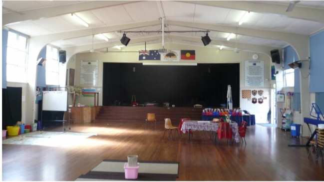 The primary school will be cleaned as part of measures announced on Tuesday.