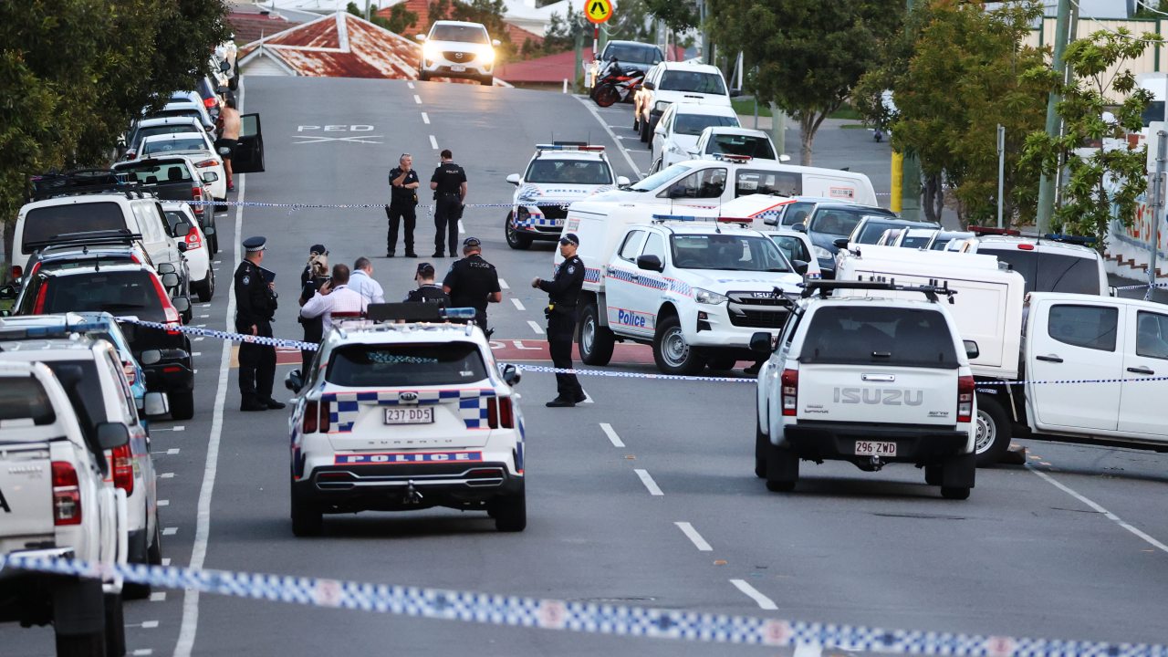 Armed Man Shot Dead By Police In South Brisbane After Rushing At ...