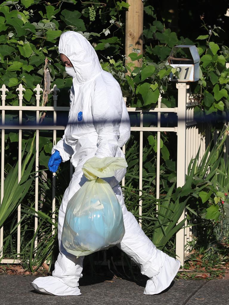 The crime scene was examined by forensic specialists. Picture: John Grainger