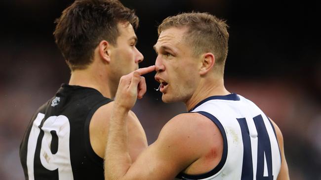 Joel Selwood complains to the umpire. Picture: Michael Klein