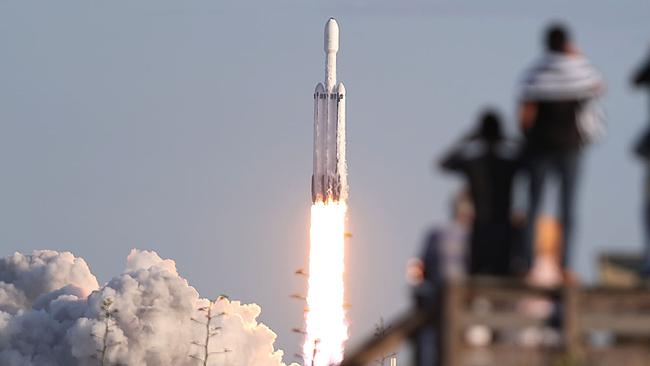 Commercial space operations - like the SpaceX Falcon Heavy rocket at NASA’s Kennedy Space Centre - could offer thousands of jobs in Queensland.