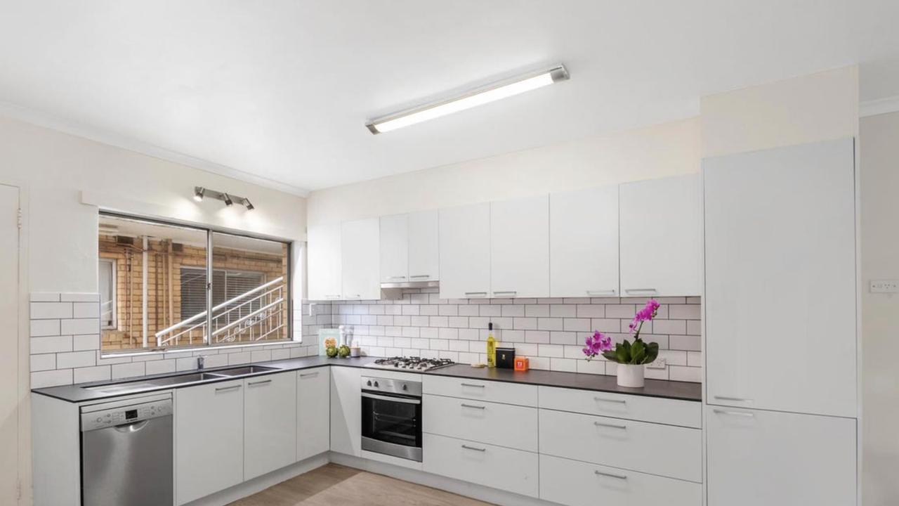 3/41 Zetland Rd, Mont Albert has an indicative price of $535,000, great for first homebuyers.
