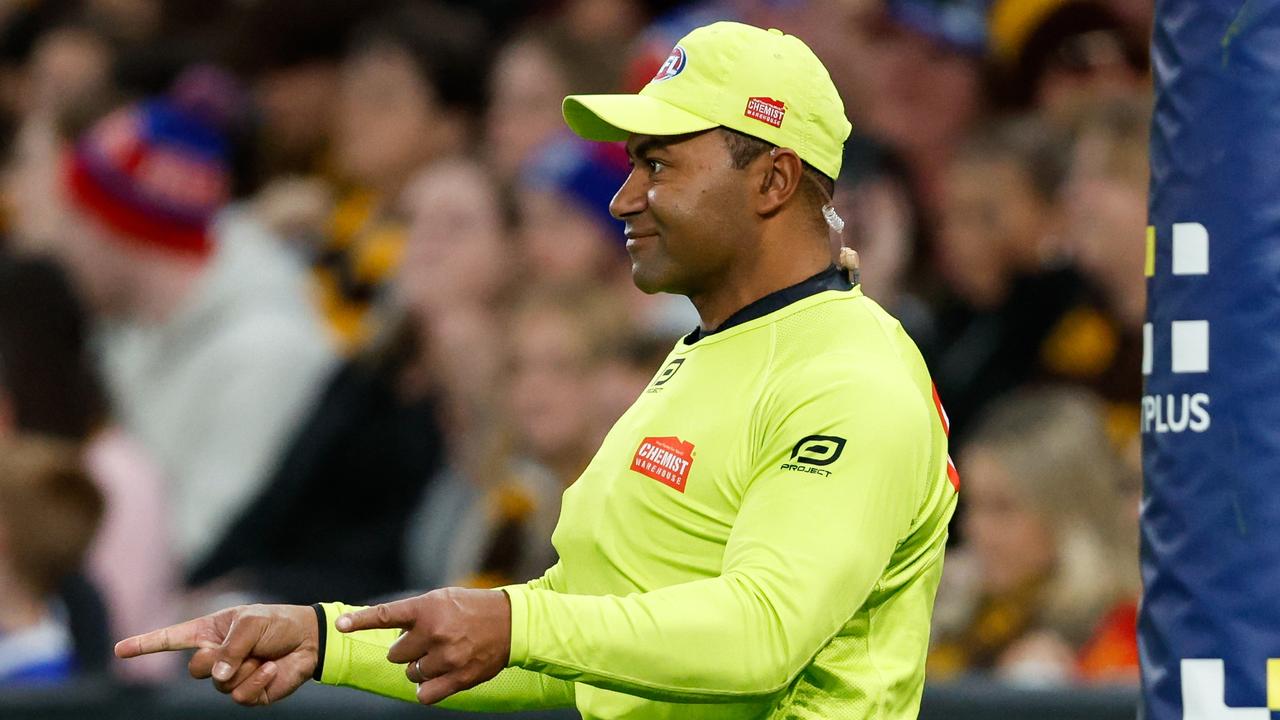 AFL news 2024: David Rodan set to adjudicate game 100 as goal umpire ...