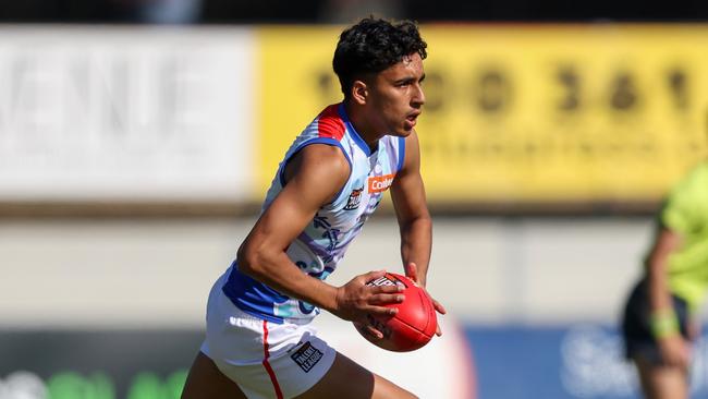 MELBOURNE, AUSTRALIA - APRIL 12: Jai Saxena of the Chargers in action during the 2025 Coates Talent League Boys Round 03 match between the Sandringham Dragons and the Oakleigh Chargers at Trevor Barker Beach Oval on April 12, 2025 in Melbourne, Australia. (Photo by Rob Lawson/AFL Photos)