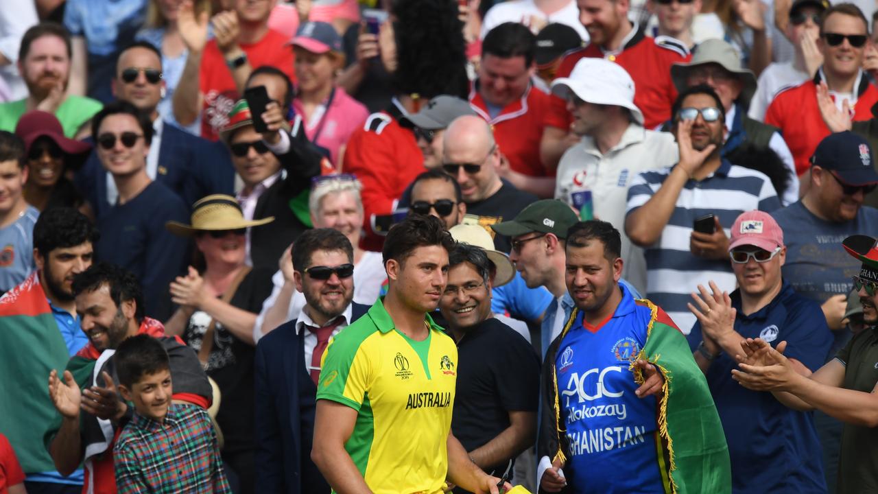 Australia's Marcus Stoinis in front of a rowdy World Cup crowd (Photo by Dibyangshu SARKAR / AFP)