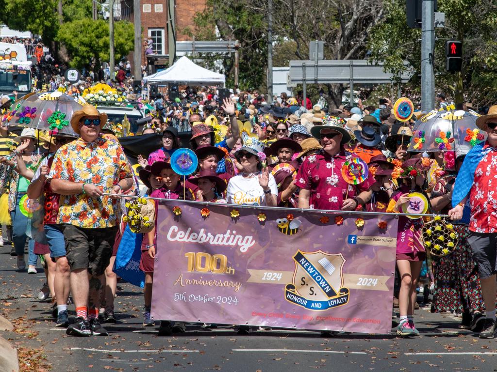 Grand Central Floral ParadeCarnival of FlowersSaturday September 16, 2023