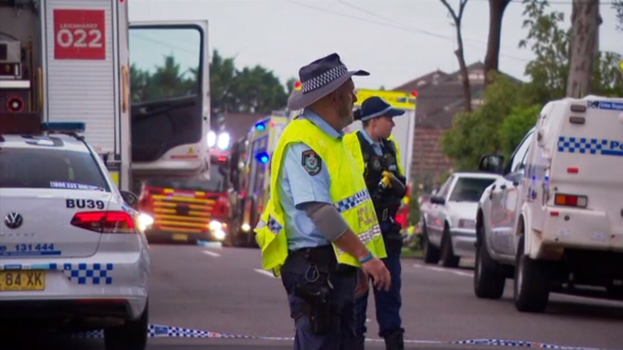 One killed in unit complex fire in Sydney’s Inner West | Sky News Australia