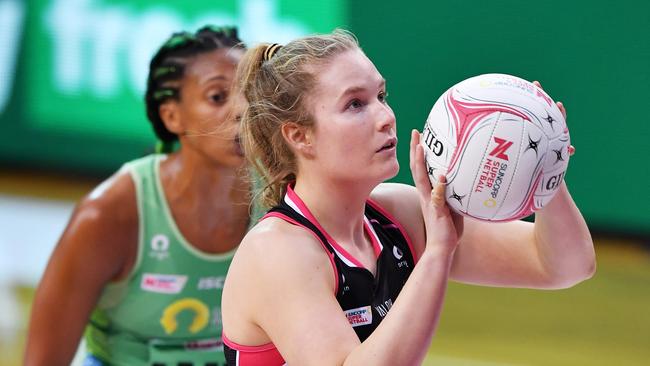 Former Adelaide Thunderbirds player Samantha Gooden will play for Peninsula in the VNL this season. (Photo by Mark Brake/Getty Images)