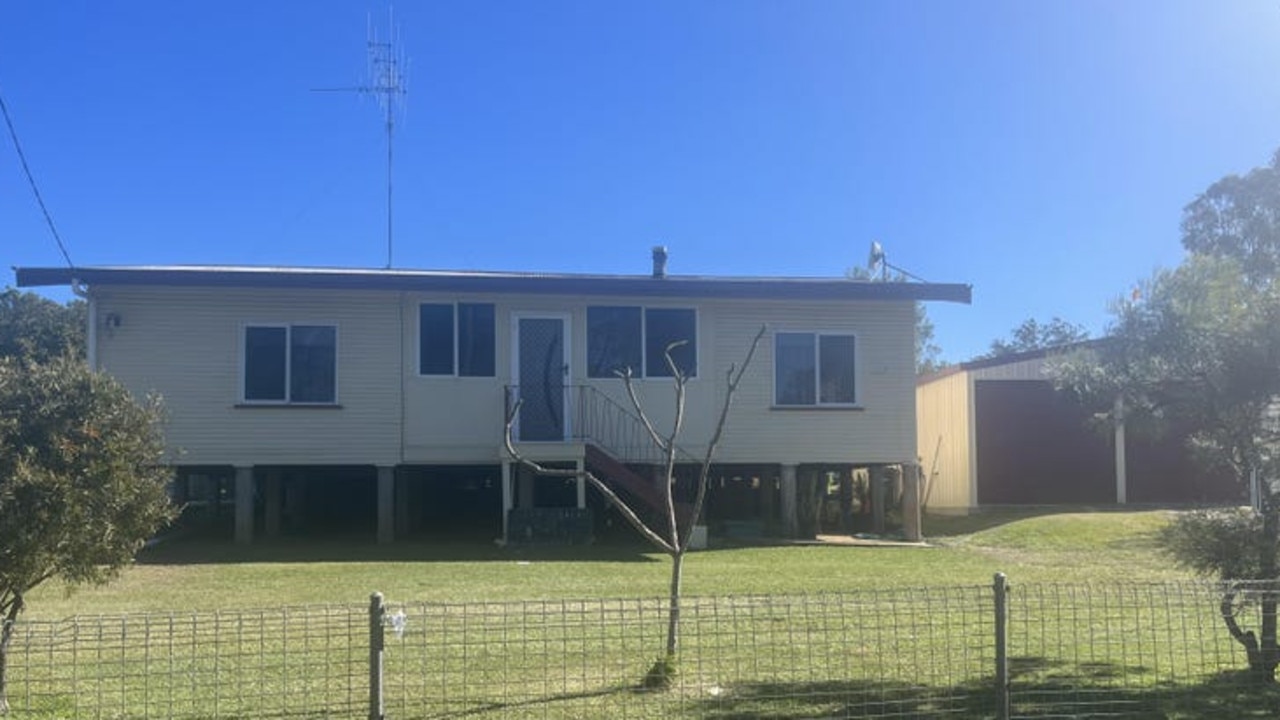 6 Moreton Street, Eidsvold.