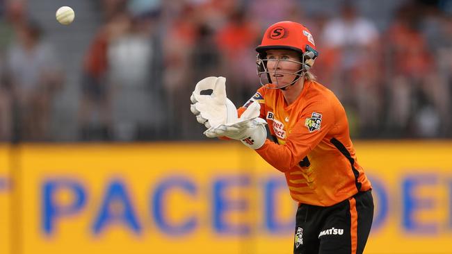 Beth Mooney now has a remarkable three WBBL titles after winning two previously with Brisbane Heat. Picture: Getty Images