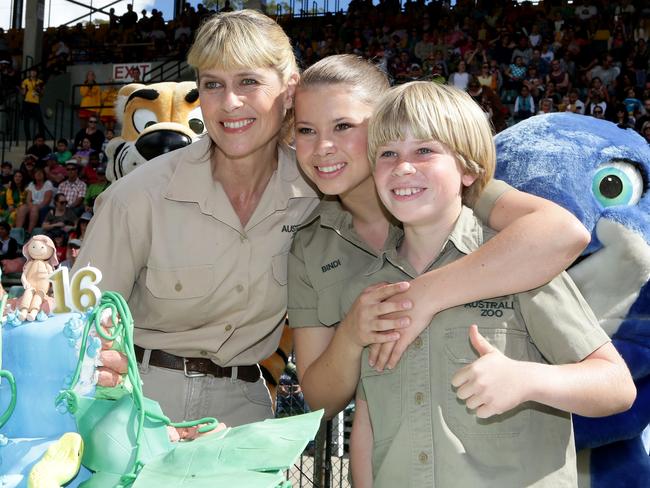 Terri, Bindi and Bob Irwin at Australia Zoo.