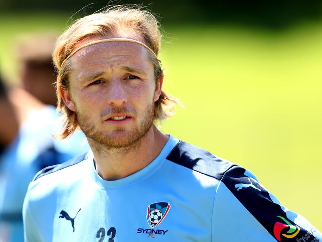 Sydney FC rally behind Grant