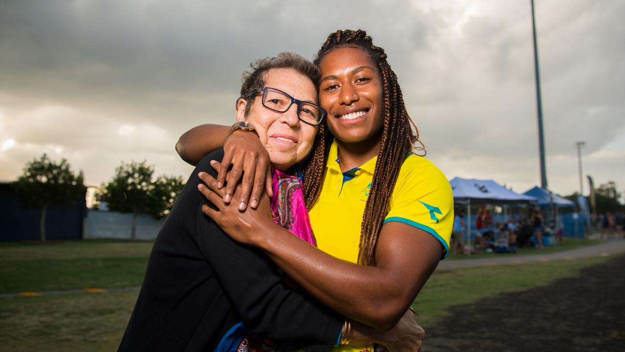 Tujuh putri Ellia Green bersatu kembali dengan ibu Yolanta untuk Commonwealth Games