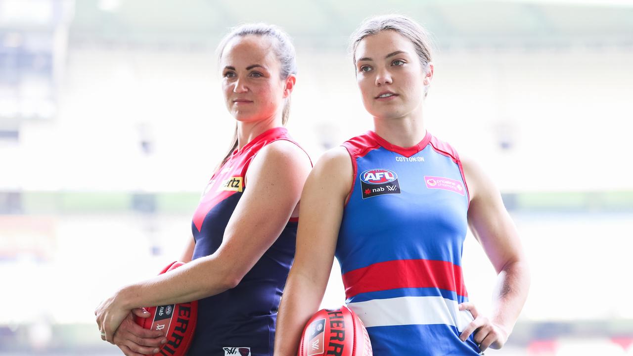 Ellie Blackburn (right) wants to see a longer season. Picture: Asanka Ratnayake/Getty Images