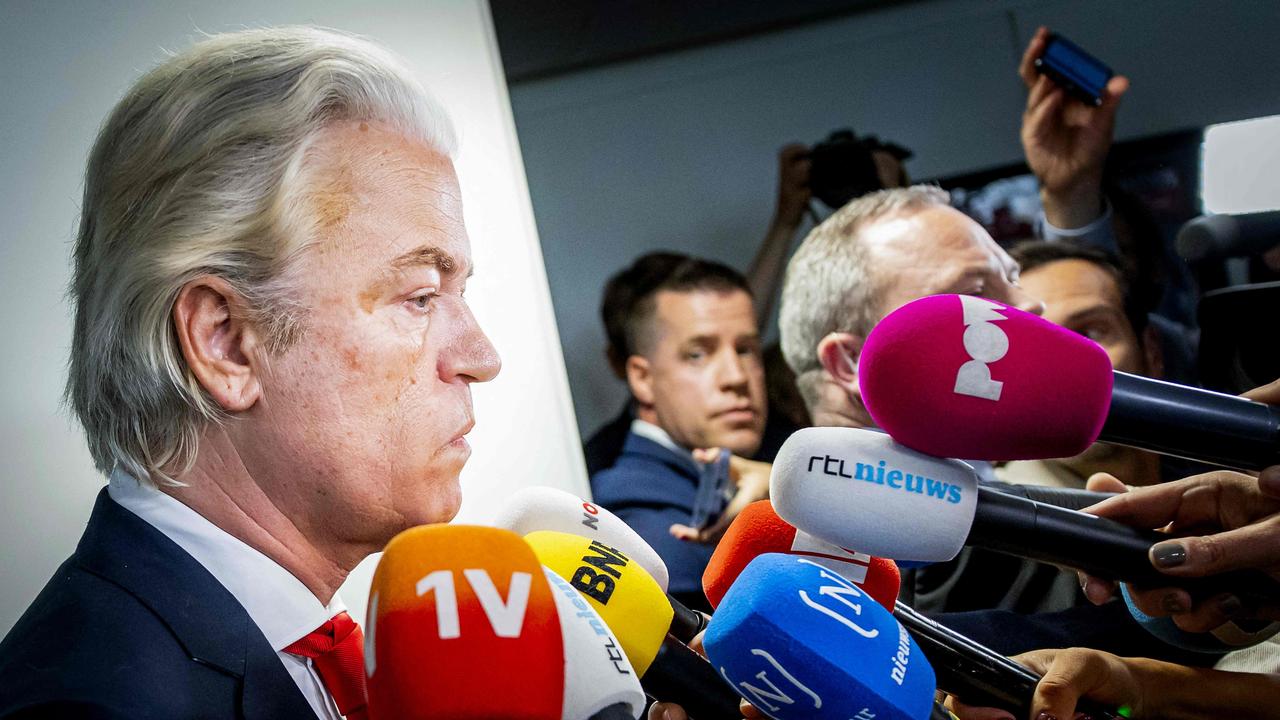 Dutch PM quits after immigration dispute
