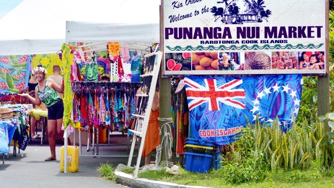 <h2><strong>7. Shop til you drop</strong></h2><p><span>The <a href="https://www.facebook.com/PunangaNuiMarket/">Punanga Nui Market</a> in Avarua, Rarotonga&rsquo;s &ldquo;CBD&rdquo;, sets up every Saturday morning. For such small island, there&rsquo;s a surprising number of stalls selling everything from fresh food and produce to jewellery, coffee, artisanal beauty products, souvenirs and vintage clothing. It&rsquo;s a bustling scene and a great place for brunch before activities. Most vendors are cash-only, so bring some NZD.</span></p>