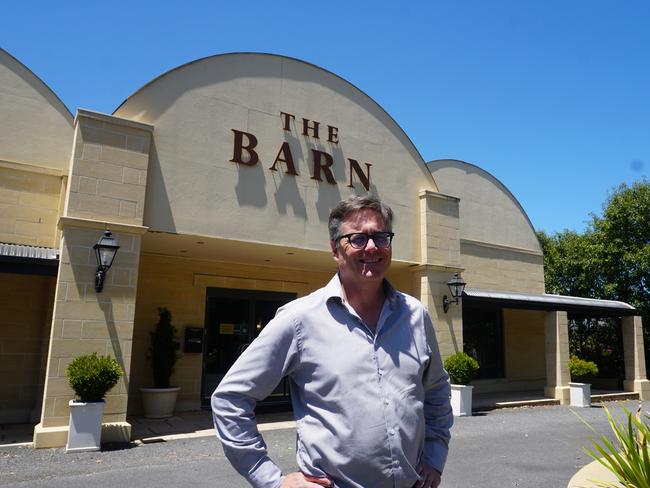 Kent Comley, manager at The Barn said it was fantastic news thatOb Flat would receive better mobile reception thanks to an Optus tower.Picture: Jessica Ball