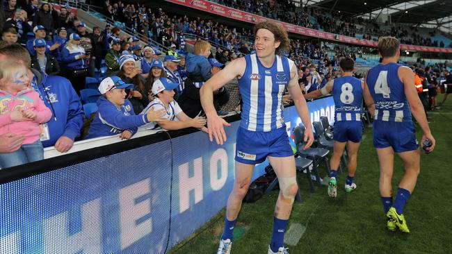 Roos and Blues set to fill Blundstone Arena for record crowd The