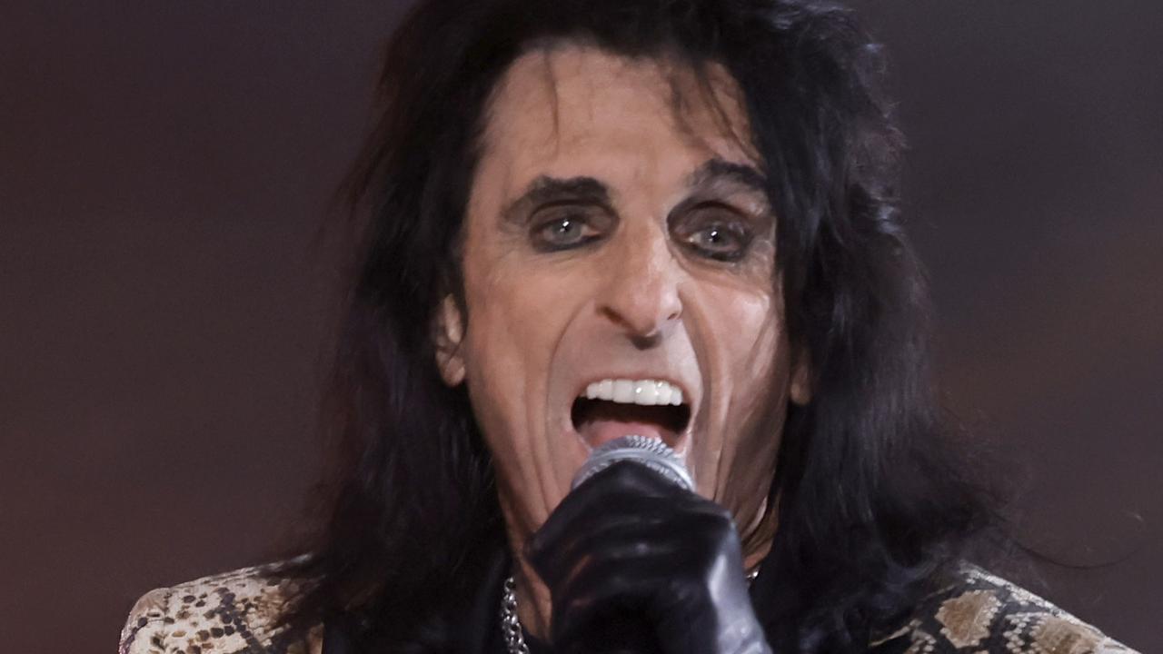 Rock legend Alice Cooper dropped after trans comments