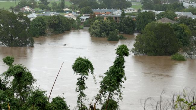 Heavy rain continues to batter the NSW mid north coast causing major flooding. Kempsey. The Macleay River at Kempsey Nathan Edwards