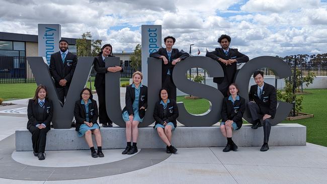 Leanna Nguyen, GunVeet Baja, Sally Tran, Sara Tariq, Paris-Mia Tran, Haonhi Nguyen, Hung-shin Lui, Malinn Senevirathna, Jessica Sawyers and Donald La each achieved an ATAR of 90+.