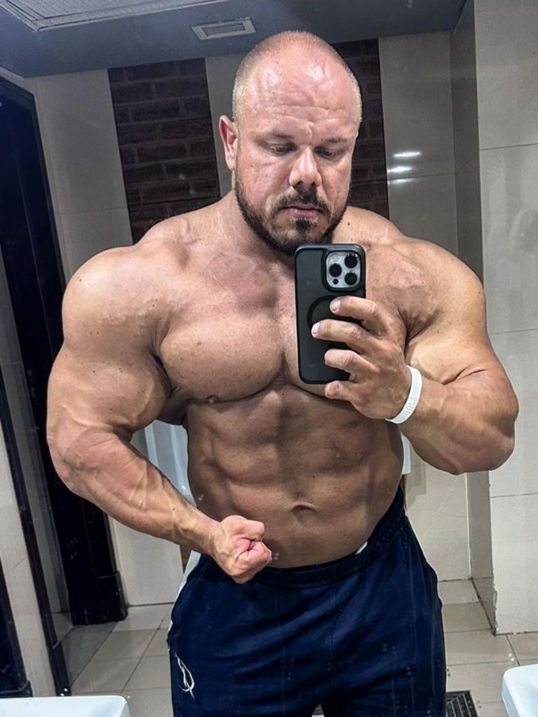 Bodybuilder Kevin Gebhardt dead at 31 just weeks after serious knee ...